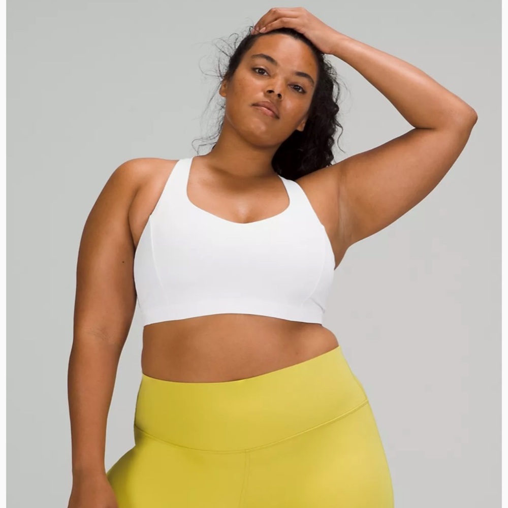 Lululemon free to be serene sports bra